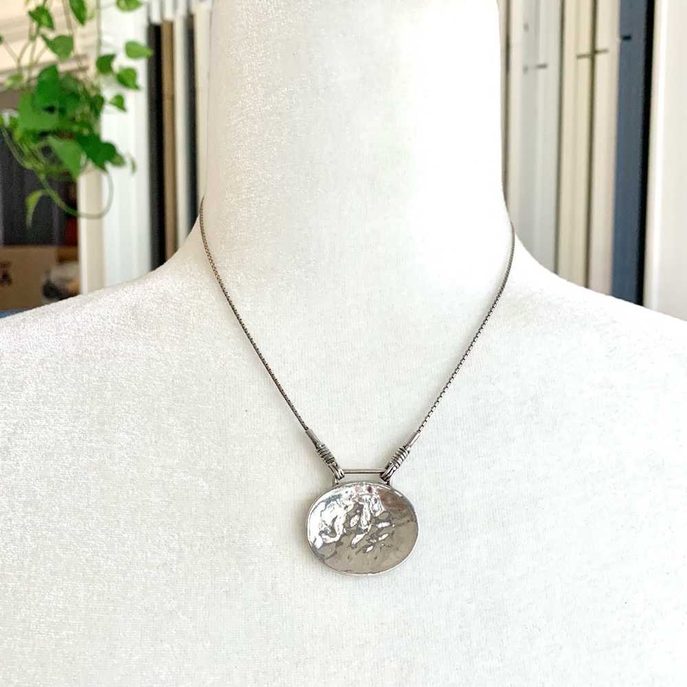 SILPADA Retired Sterling 925 Seattle Skies Hammered Oval Pendant Neckalce 16”